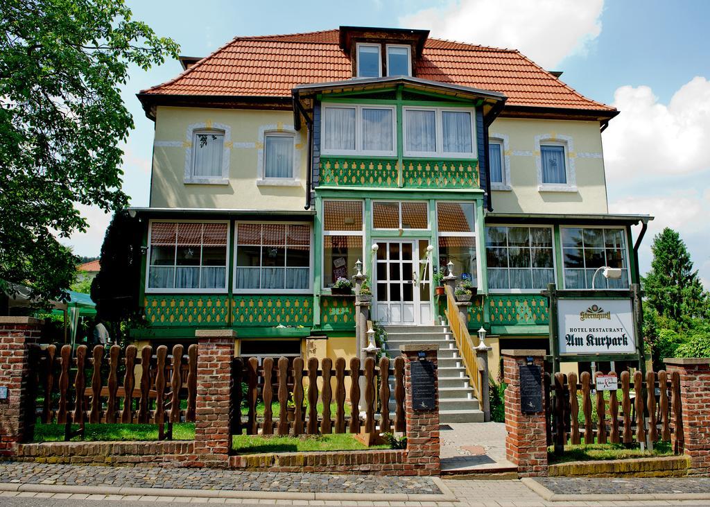 Hotel Am Kurpark Bad Suderode Ngoại thất bức ảnh
